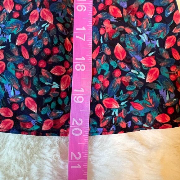 J. Crew Blue/Red Pattern Silk Camisole Top Sz 0 - Picture 6 of 8